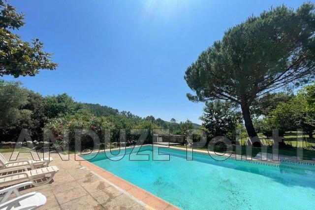 Maison - 138 m² - 4 pièces