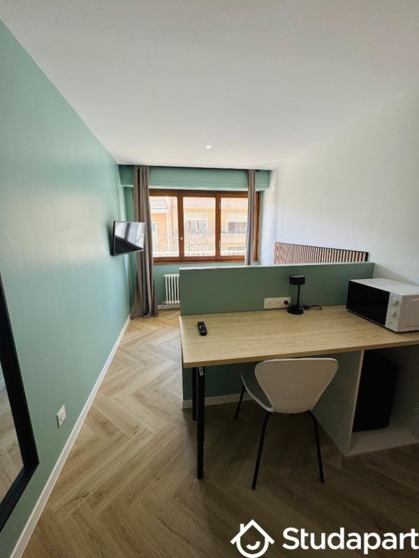 Chambre - 12 m² - 1 pièce