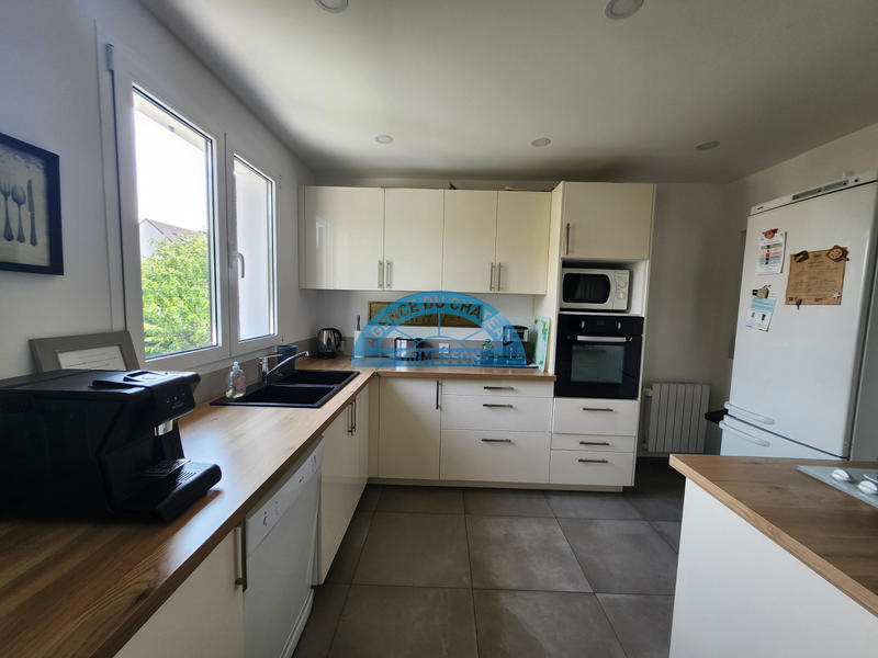 Maison - 180 m² - 8 pièces