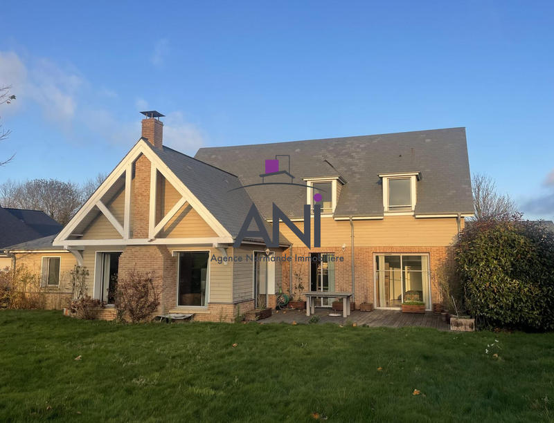 Maison contemporaine - 151 m² - 6 pièces