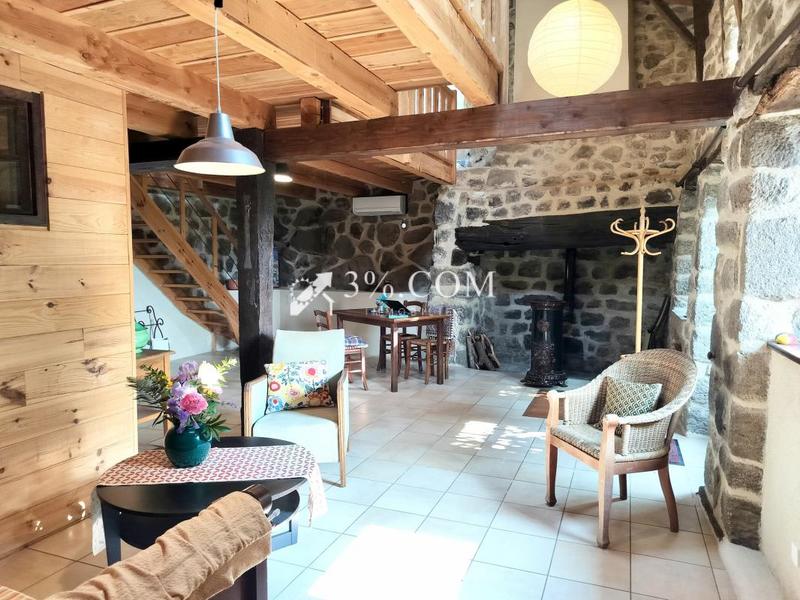 Mas - 266 m² - 11 pièces