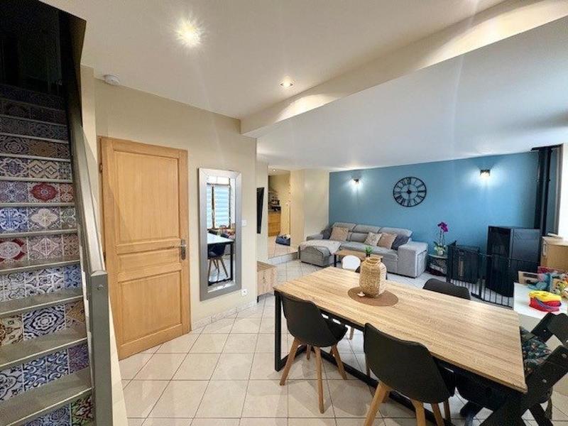 Maison - 64 m² - 4 pièces