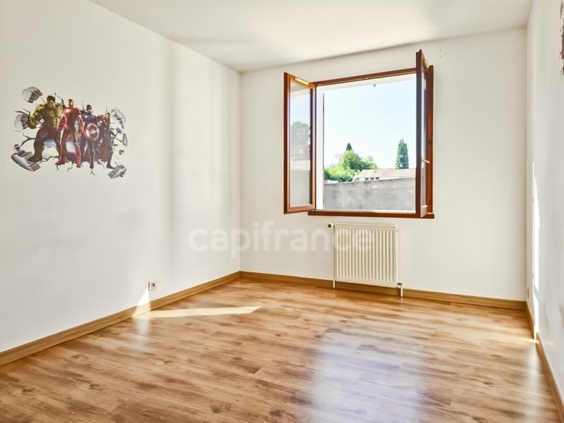 Pavillon - 105 m² - 5 pièces