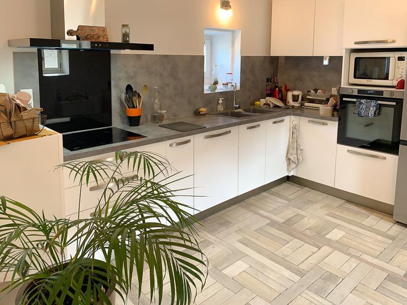 Mas - 896 m² - 25 pièces