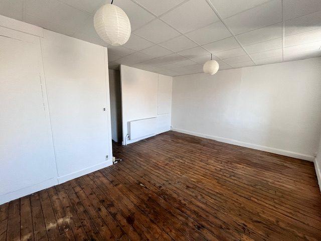 Local commercial - 75 m² - 3 pièces