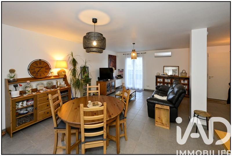 Maison - 90 m² - 5 pièces