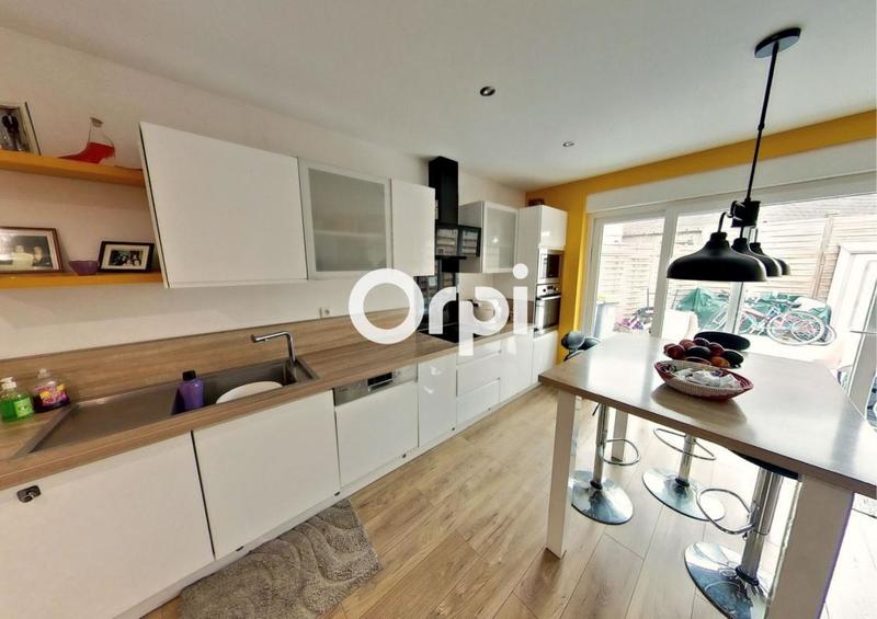 Maison - 100 m² - 5 pièces