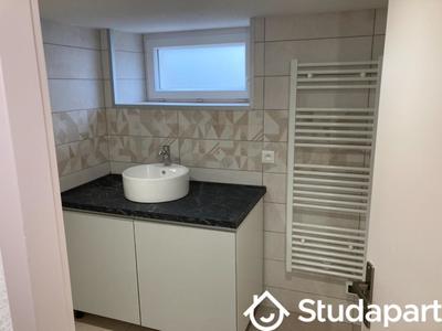 Chambre - 9 m² - 1 pièce