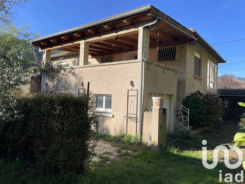 Maison - 122 m² - 7 pièces