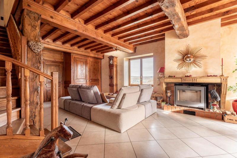 Demeure - 198 m² - 7 pièces