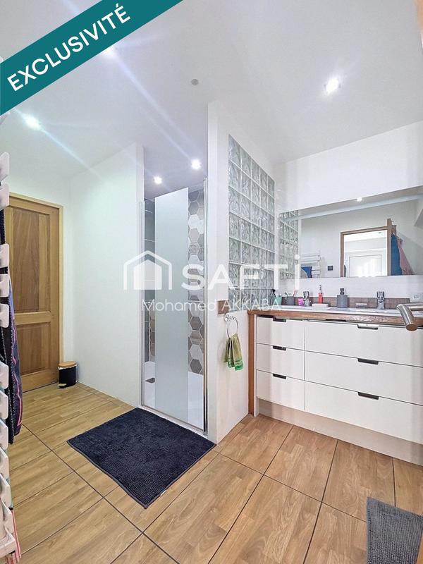 Maison - 138 m² - 6 pièces