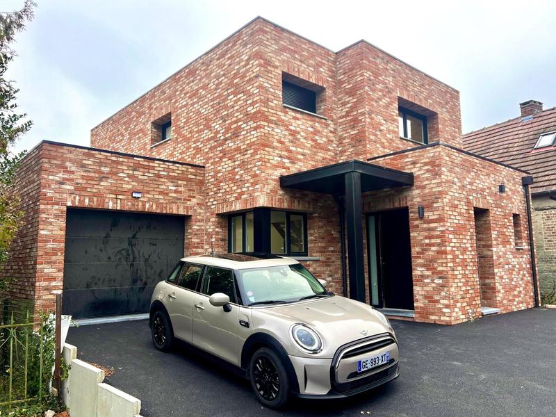 Maison - 137 m² - 6 pièces