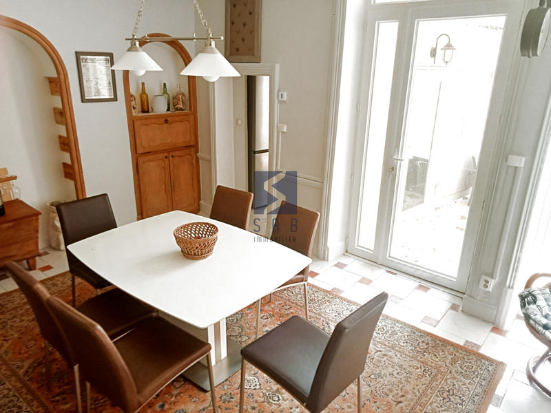 Maison de village - 150 m² - 7 pièces