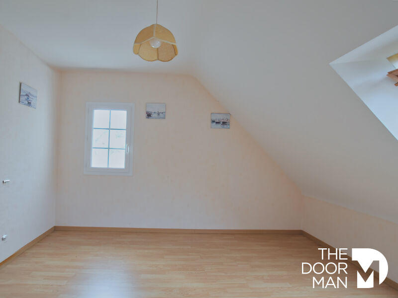 Maison - 122 m² - 6 pièces