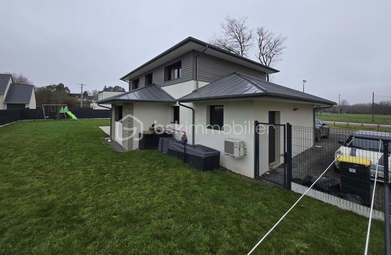 Maison - 152 m² - 5 pièces