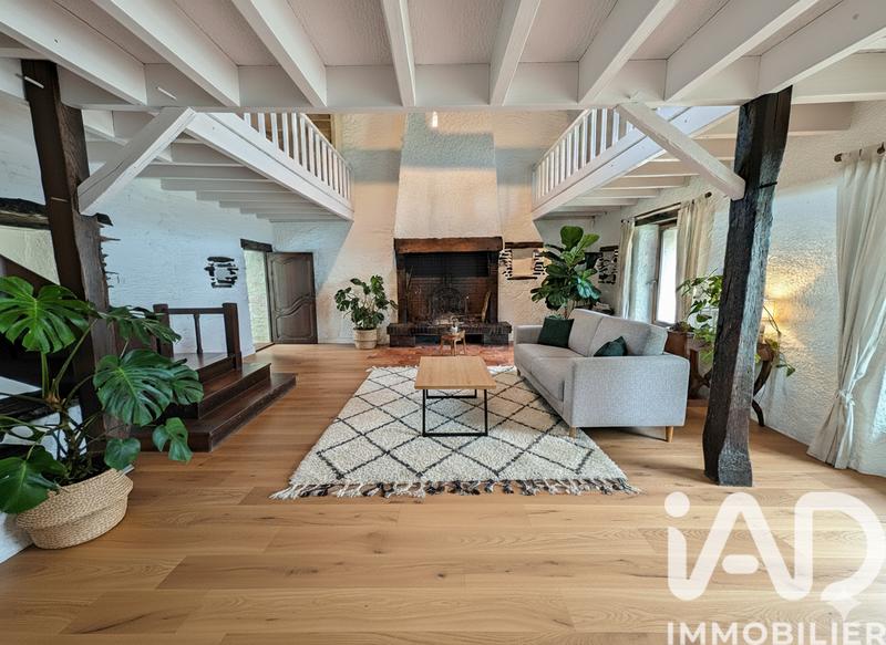 Maison - 176 m² - 7 pièces