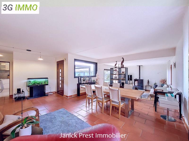 Maison - 152 m² - 7 pièces