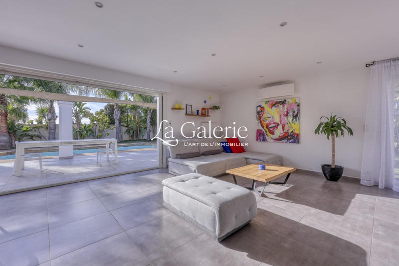 Villa - 165 m² - 6 pièces