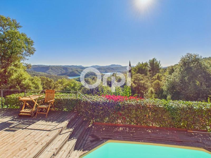 Villa - 218 m² - 5 pièces