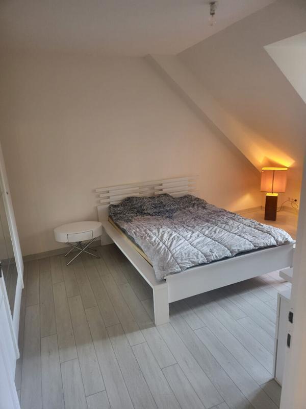 Maison - 224 m² - 8 pièces