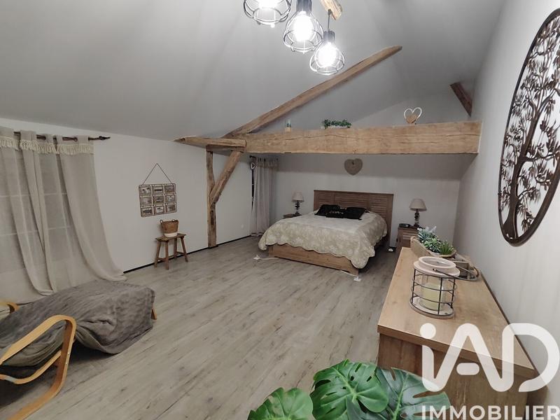 Maison - 378 m² - 10 pièces