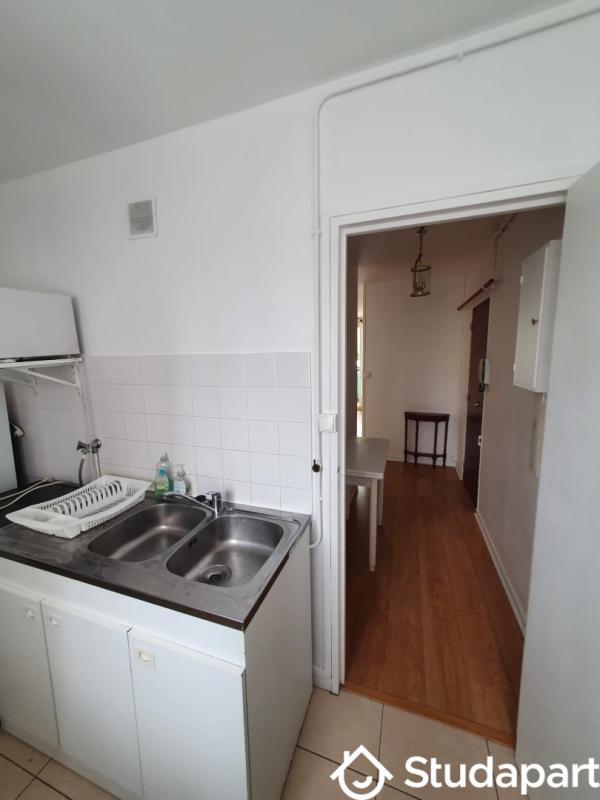 Chambre - 12 m² - 1 pièce