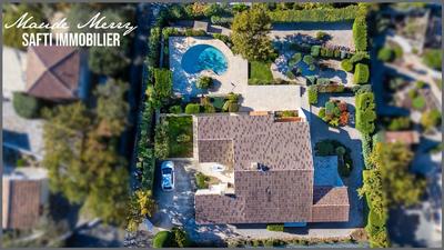 Maison - 130 m² - 3 pièces