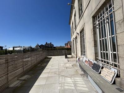 Local commercial - 265 m²