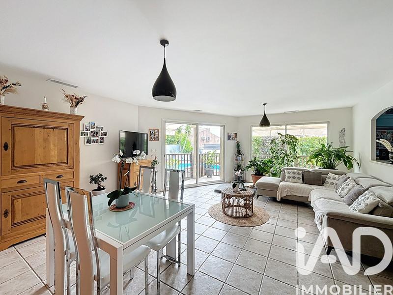 Maison - 120 m² - 5 pièces