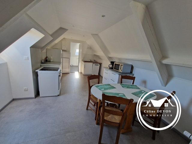 Maison - 216 m² - 7 pièces