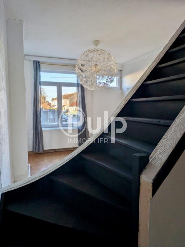 Maison - 82 m² - 5 pièces