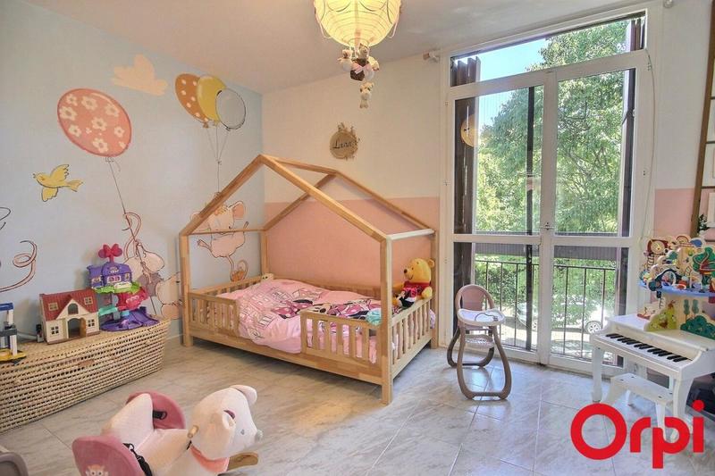 Appartement - 82 m² - 4 pièces