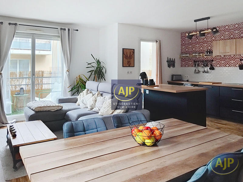 Appartement - 65 m² - 3 pièces