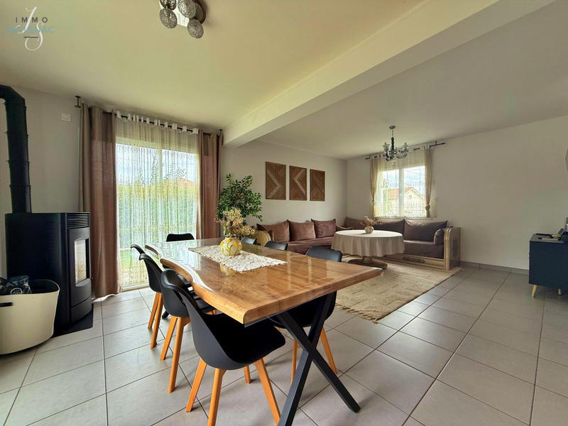 Maison - 97 m² - 4 pièces