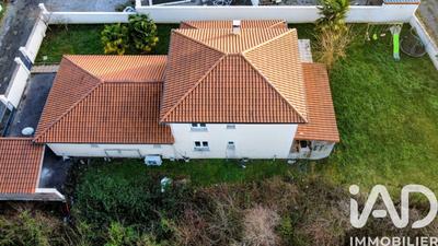 Maison de ville - 148 m² - 7 pièces