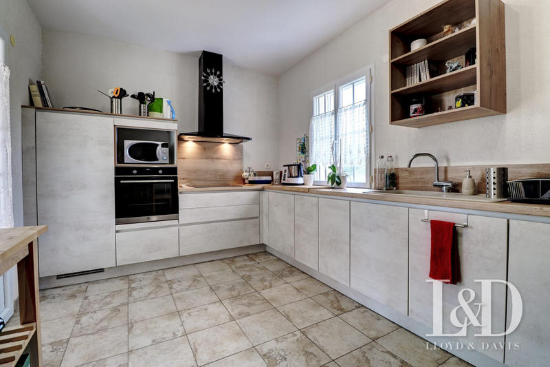 Maison - 175 m² - 6 pièces