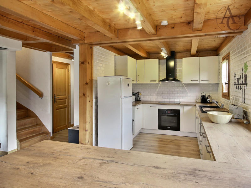 Châlet - 142 m² - 7 pièces