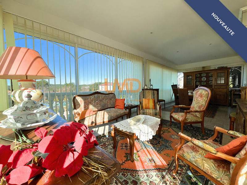 Villa - 286 m² - 7 pièces