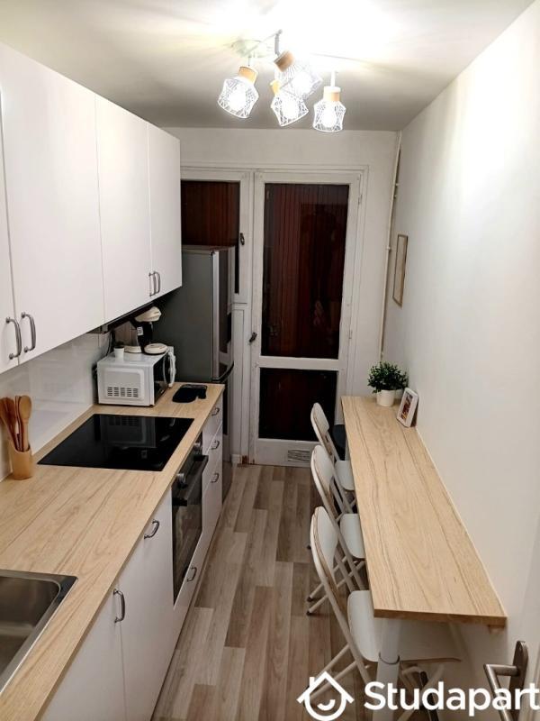 Chambre - 12 m² - 1 pièce