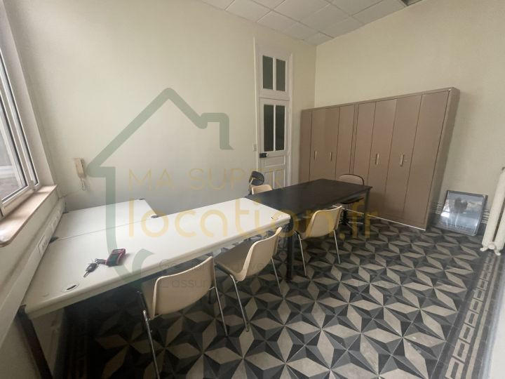 Local commercial - 17 m² - 1 pièce