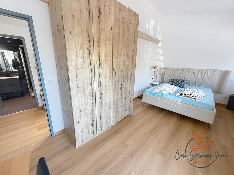 Maison - 103 m² - 4 pièces