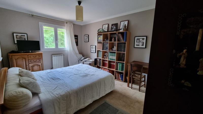 Propriété - 231 m² - 8 pièces