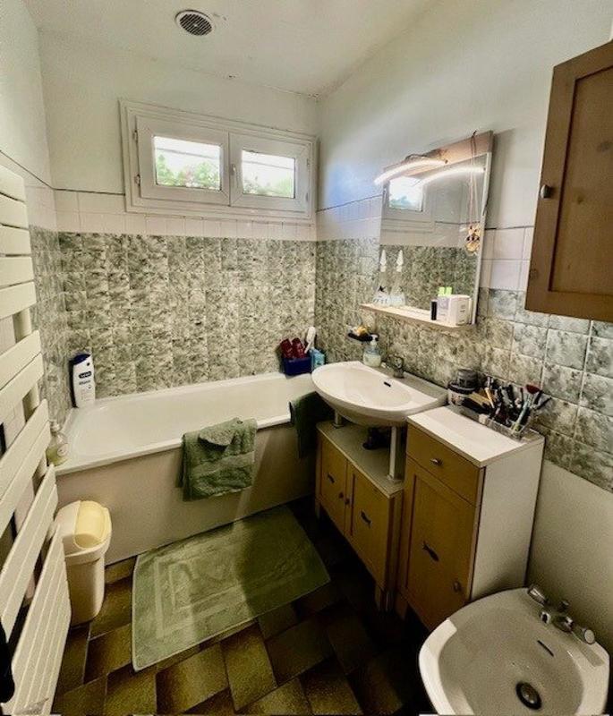 Maison - 123 m² - 8 pièces