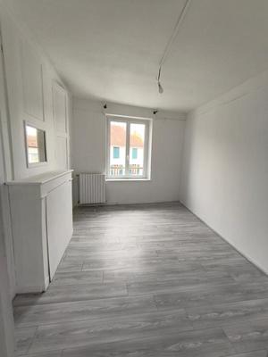 Maison - 77 m² - 5 pièces