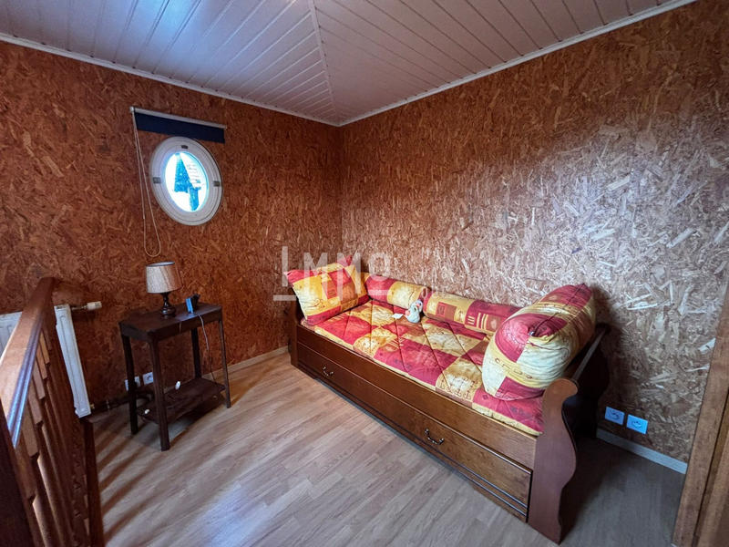 Maison - 173 m² - 9 pièces