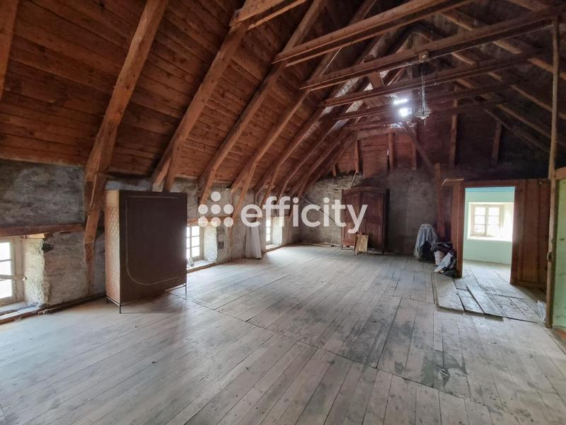 Maison - 133 m² - 8 pièces