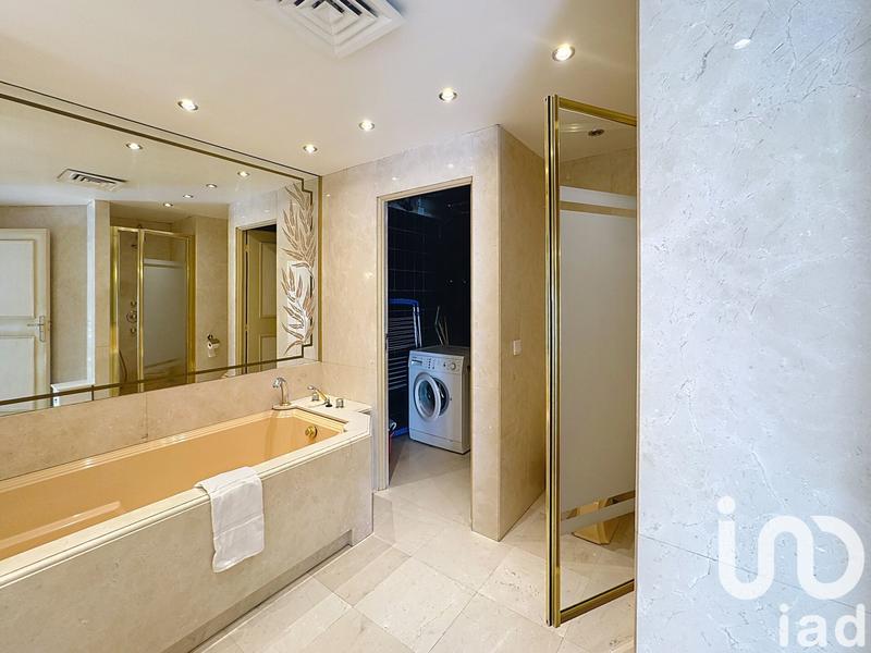 Appartement - 106 m² - 4 pièces