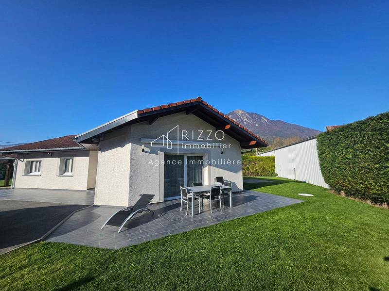 Maison - 98 m² - 4 pièces