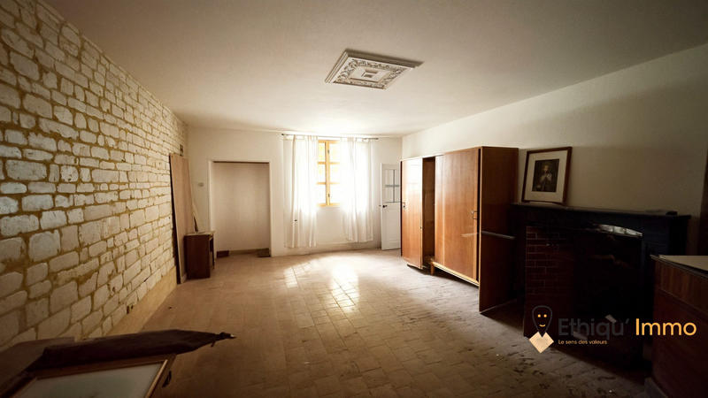 Maison ancienne - 150 m² - 3 pièces