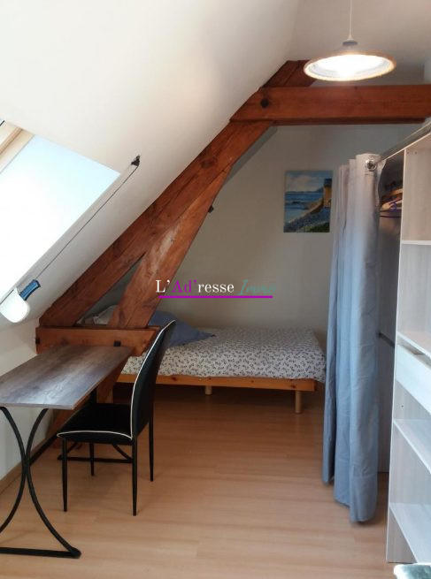 Maison - 300 m² - 21 pièces